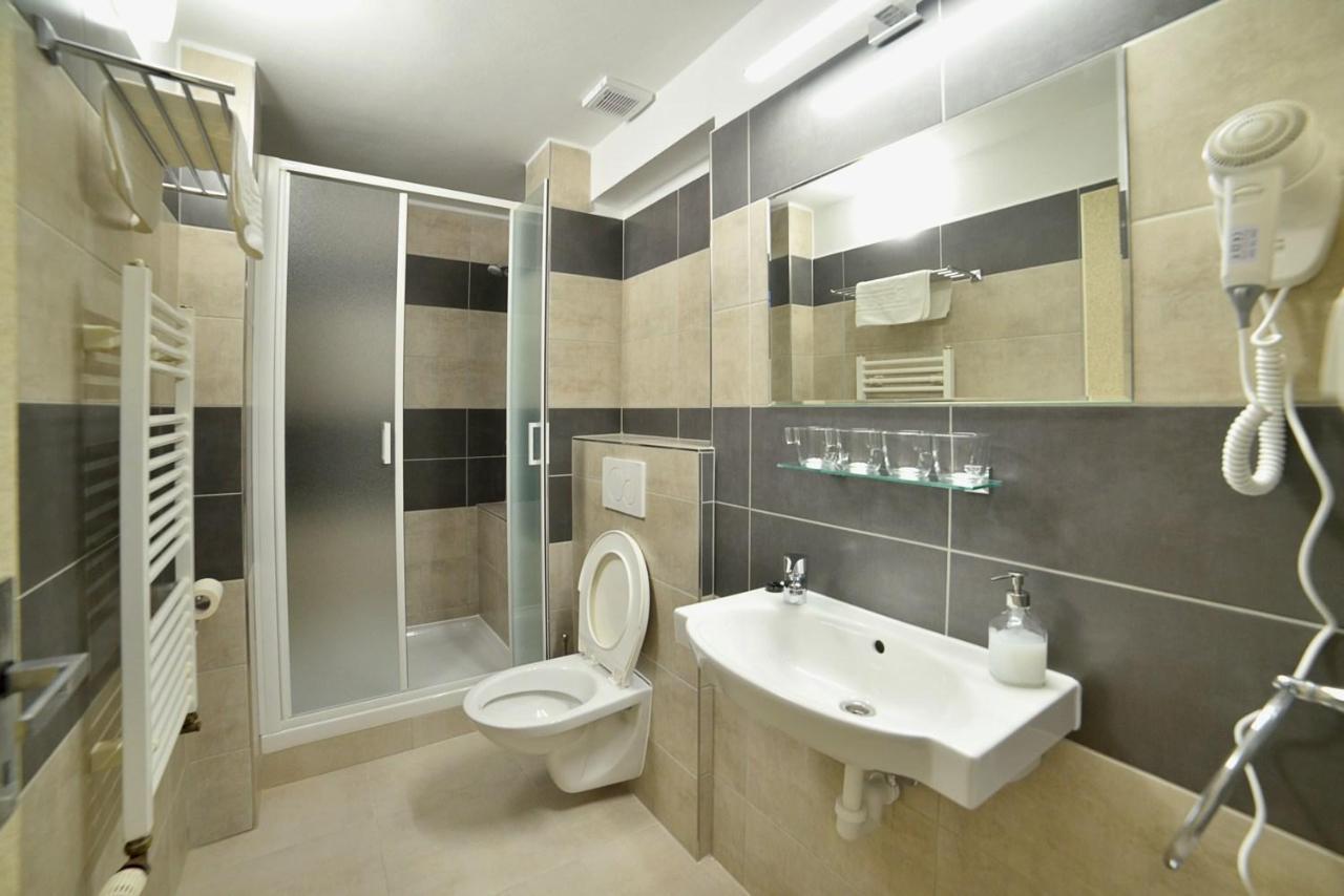 Pivovarsky Dvur Lipan Tyn nad Vltavou Ngoại thất bức ảnh