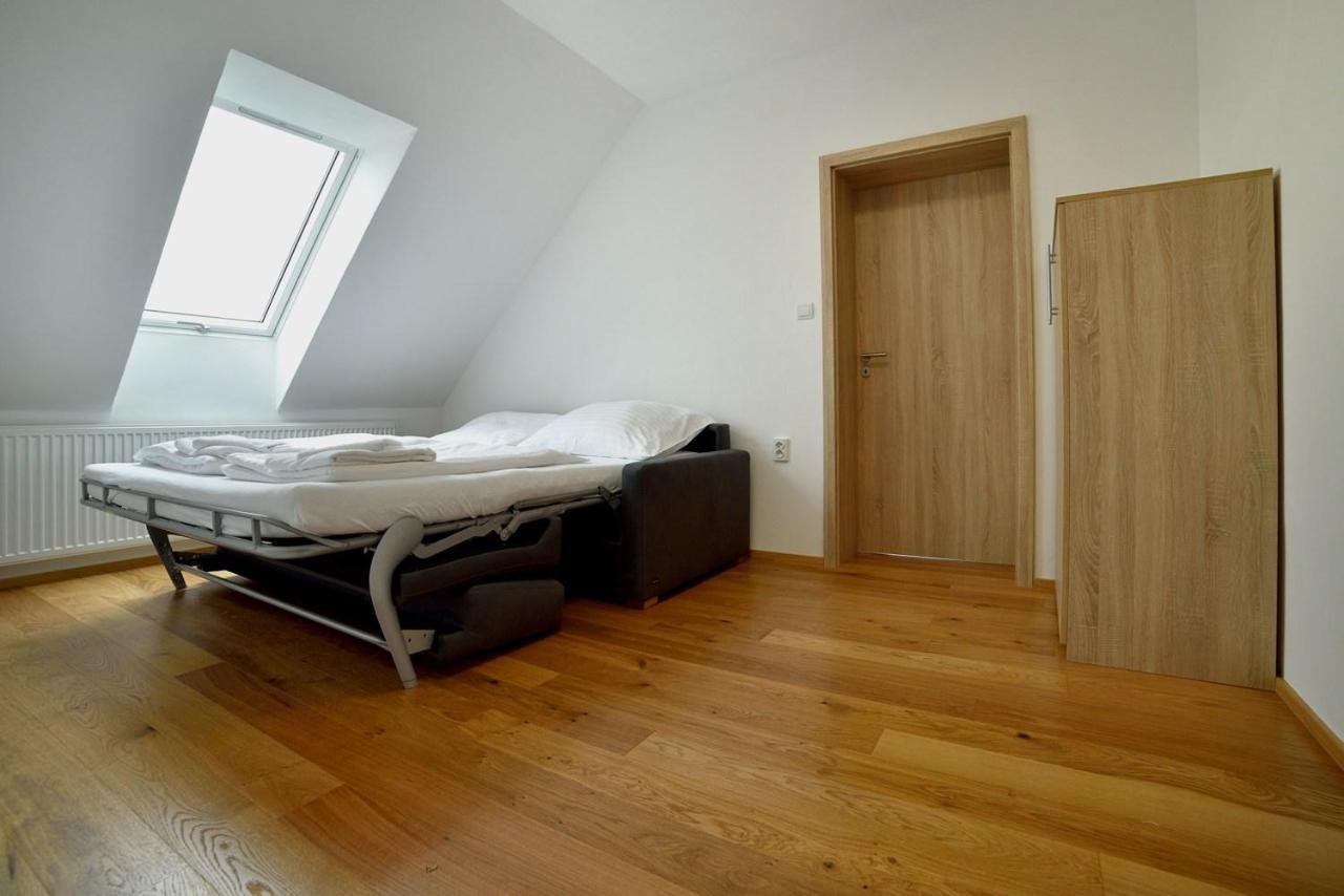 Pivovarsky Dvur Lipan Tyn nad Vltavou Ngoại thất bức ảnh