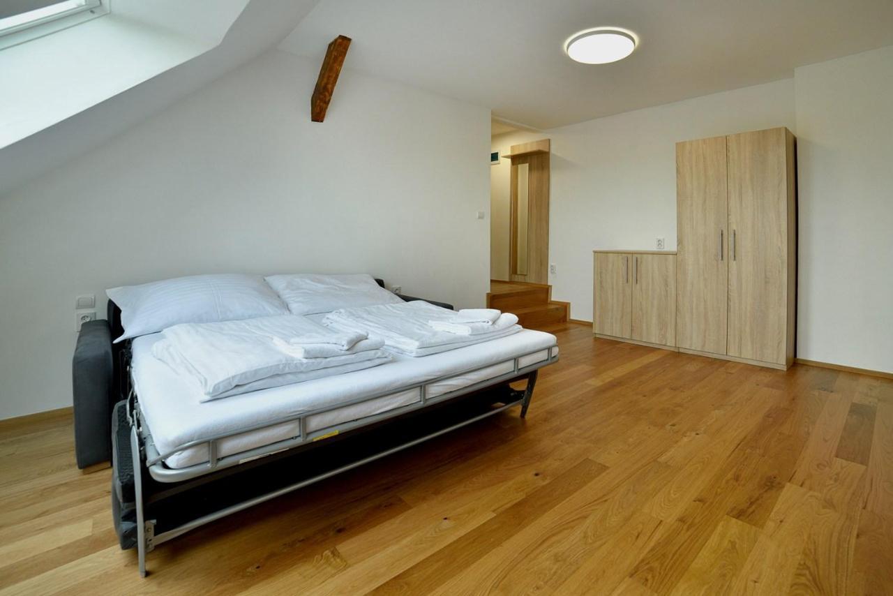 Pivovarsky Dvur Lipan Tyn nad Vltavou Ngoại thất bức ảnh