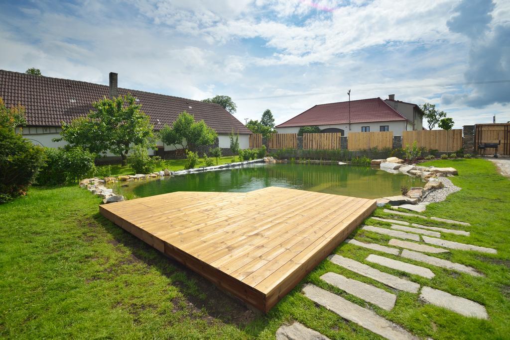 Pivovarsky Dvur Lipan Tyn nad Vltavou Ngoại thất bức ảnh